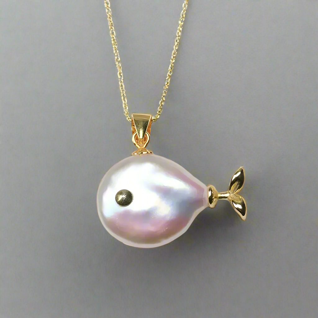 BAROQUE PEARL FISH PENDANT - GOLD