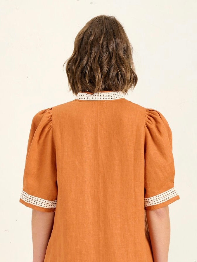 PEEK BLOUSE - RUSSET