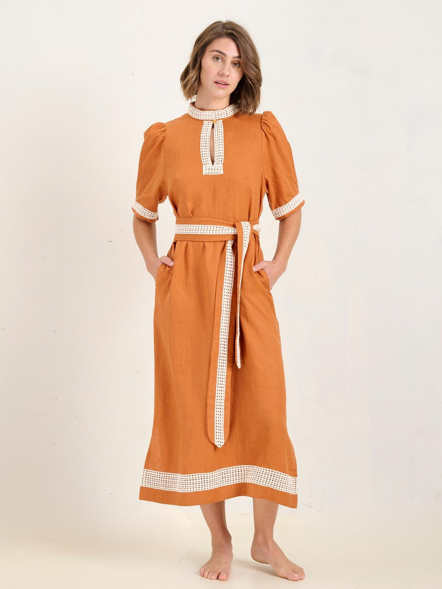 PEEK DRESS - RUSSET