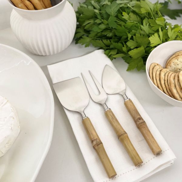 BLOND BAMBOO CHEESE KNIVES
