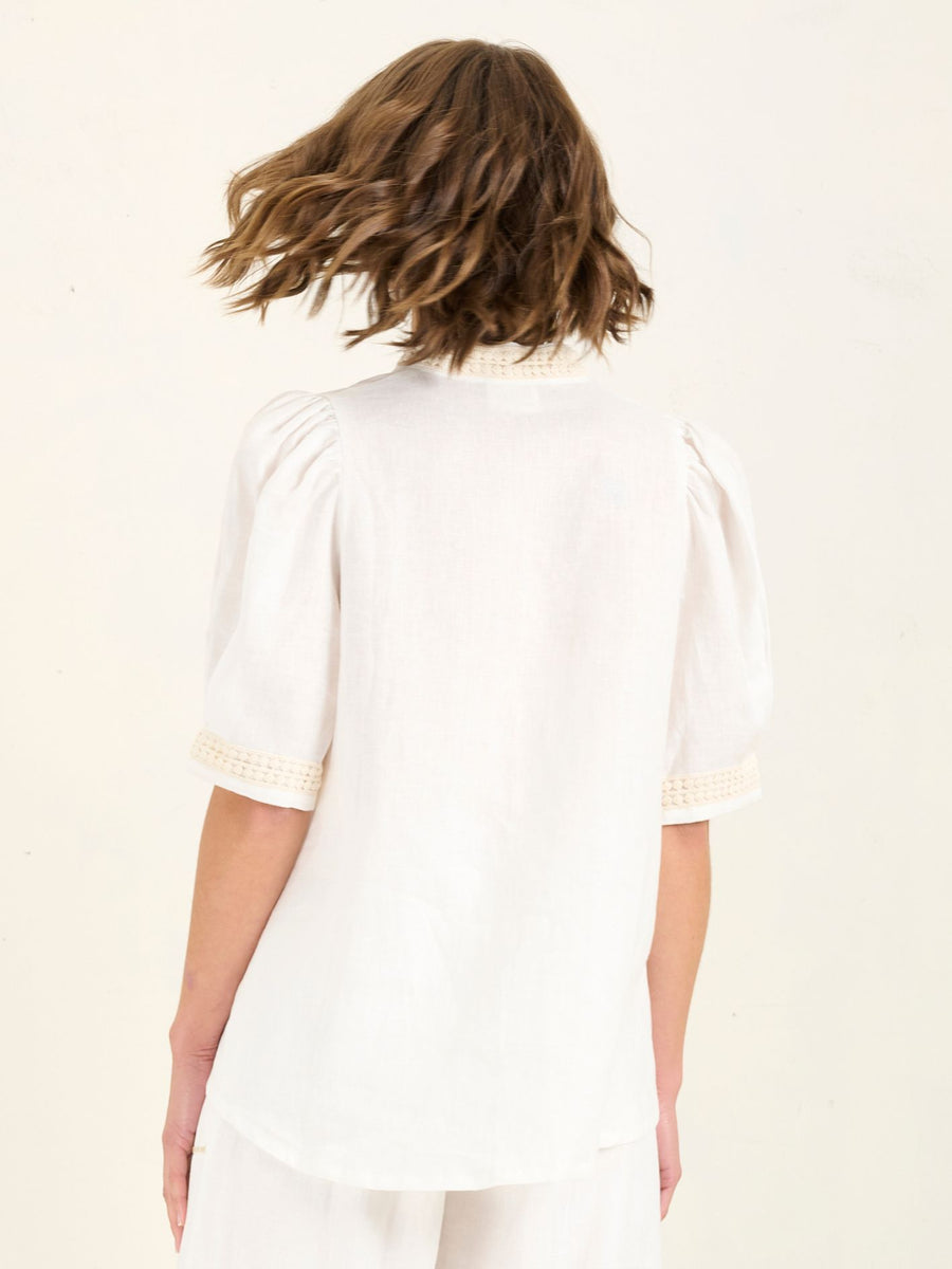 PEEK BLOUSE - IVORY