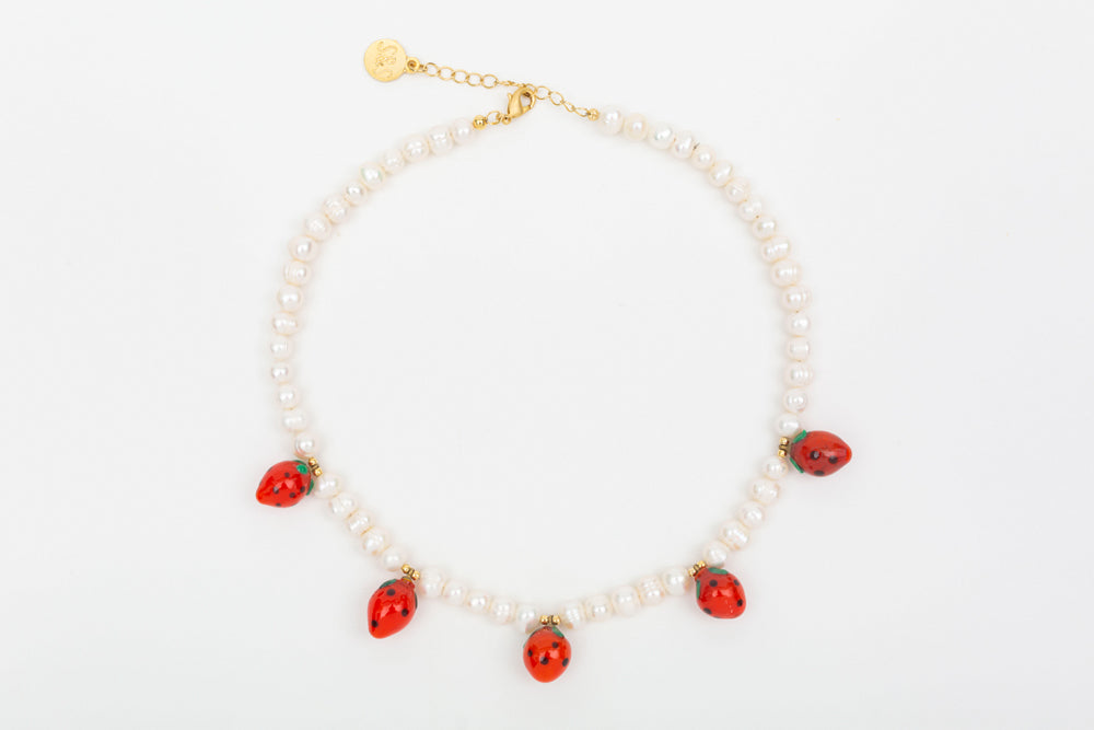 STRAWBERRY NECKLACE