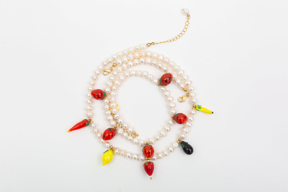 STRAWBERRY NECKLACE