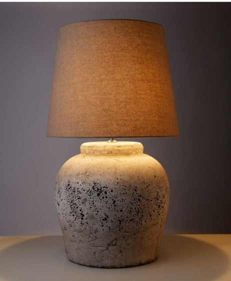 RUSTIC CERAMIC TABLE LAMP