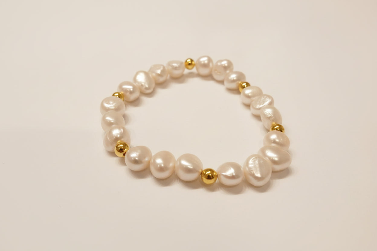 Elegant Baroque Pearl - White