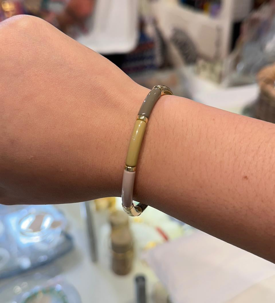 Earth Curved Bar Bracelet