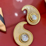 Maharani Paisley Earrings in Gold