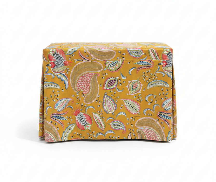 Fabritual Ottoman