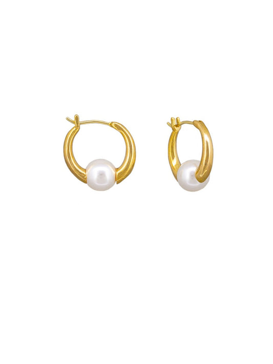 GOLD AND PEARL HUGGIE EARRING