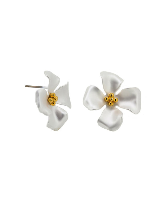 WHITE SPRING GARDEN EARRING