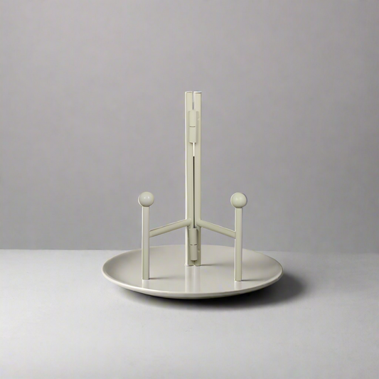 BENLOCH METAL PLATE STAND - IVORY