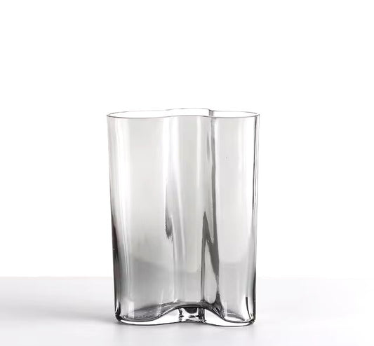 PAIGE GLASS VASE CLEAR- MEDIUM