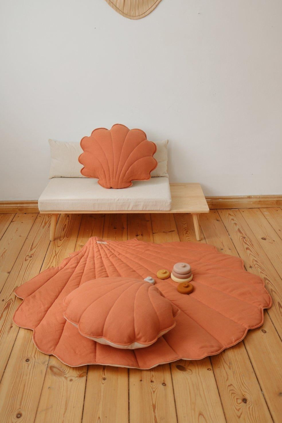 LINEN SHELL CUSHION PAPAYA