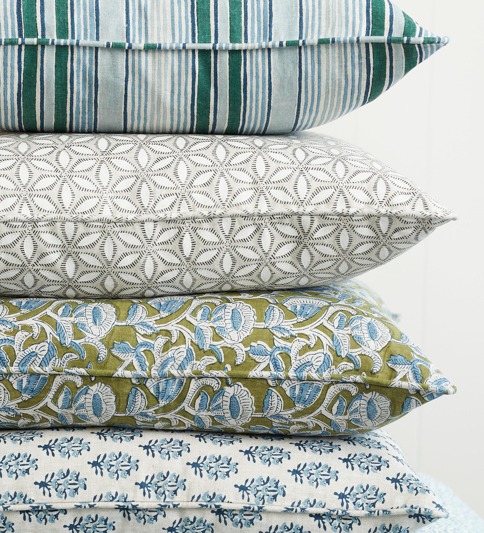 Sikar Byzantine Linen Cushion - 50cm