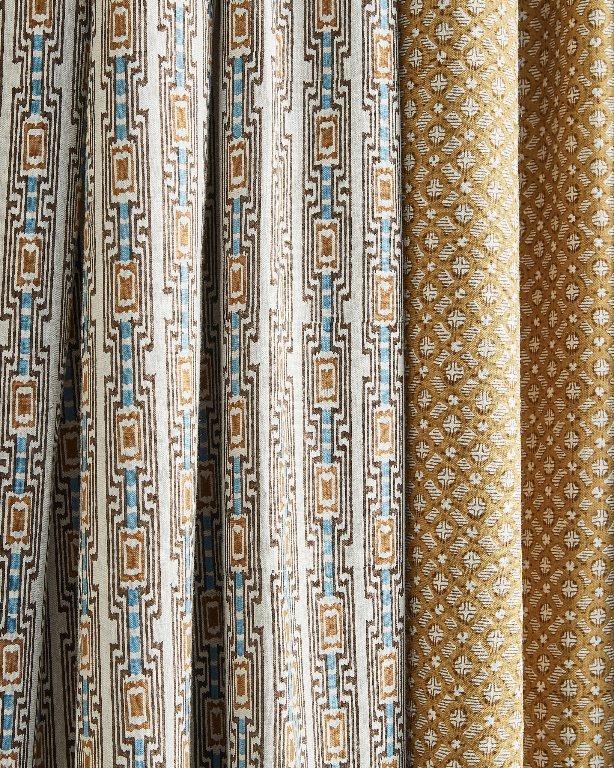 Adras Tobacco fabric by Walter G shown in a styled interior, reference LINN25.001