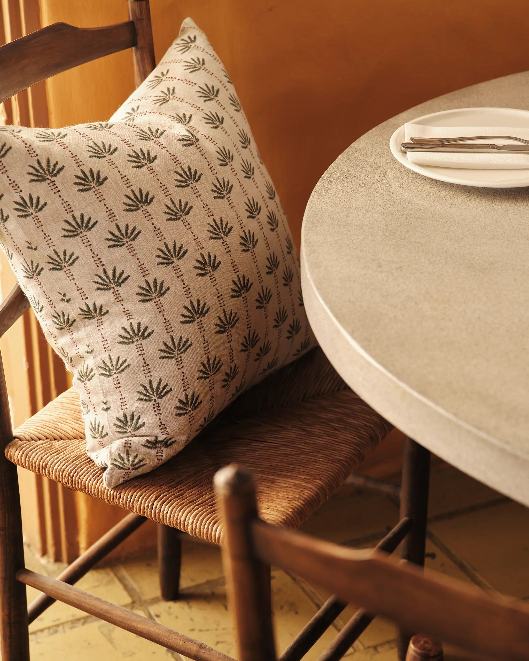 Marseille Mulberry fabric by Walter G shown in a styled interior, reference LINN26.010