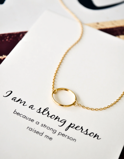 STRONG PERSON CIRCLE NECKLACE - GOLD