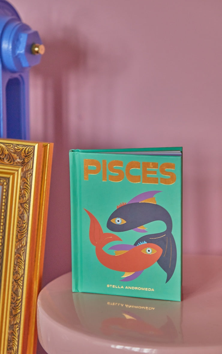 PISCES - STAR SIGN BOOK